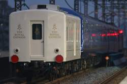 742727 B