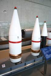 1823577 B