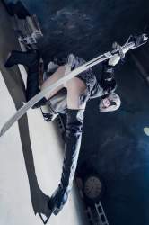 172898 B