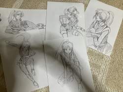 526153 B