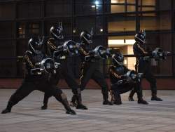 111973 B