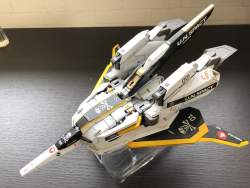 410814 B