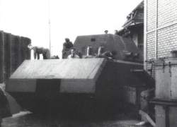 1564613 B