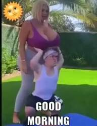 605784 B