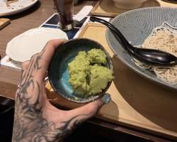 409624 B