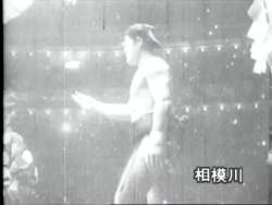 8105568 B