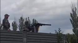 1050611 B