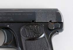 2572221 B