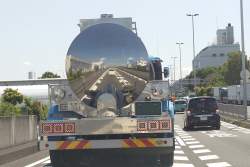 914935 B