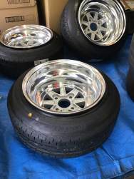 1972745 B