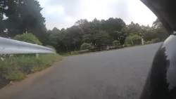 7556587 B