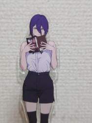 749705 B