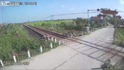 4028007 B