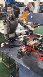 606467 B