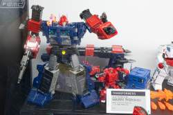 390199 B