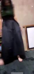 1090399 B