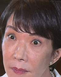 288972 B