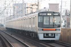 413322 B