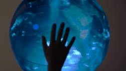 4386007 B