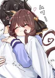 215713 B