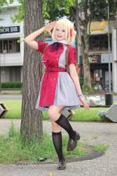 1607402 B