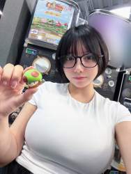 1208236 B