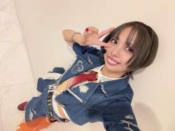 433853 B