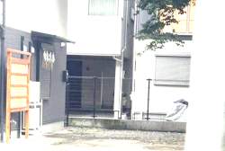 716441 B