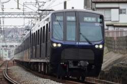 228435 B
