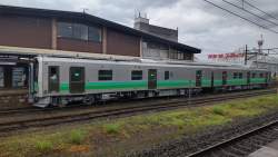 2743818 B