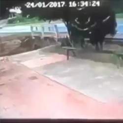 592421 B