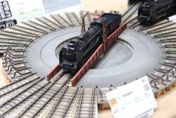 370662 B