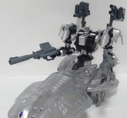 533022 B
