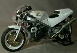 811245 B