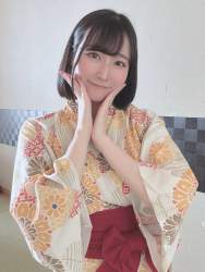 348261 B