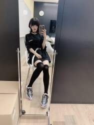470677 B