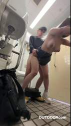 1353131 B